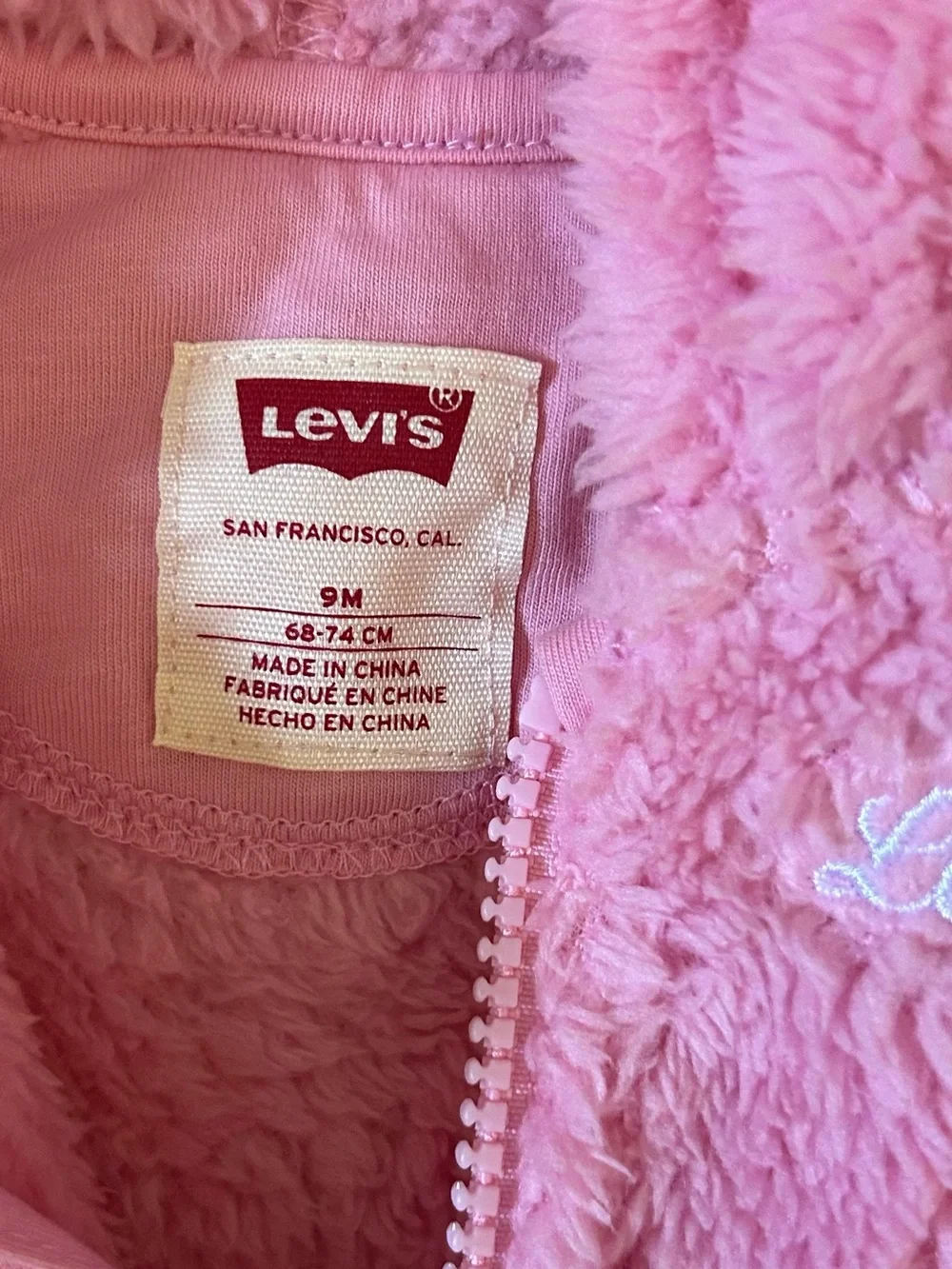 NWT Levi’s 9 Month Warm Fuzzy Pink Winter Hooded Zip Up Body Suit